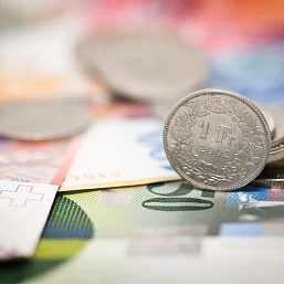 Umowa ubezpieczenia a kredyt we frankach szwajcarskich