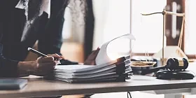 Weryfikacja niekaralności osób realizujących zadania z zakresu cyberbezpieczeństwa i bezpieczeństwa infrastruktury krytycznej w kontekście RODO