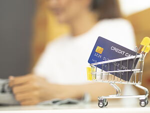 Nowa dyrektywa o kredytach konsumenckich ma zapobiegać nadmiernemu zadłużeniu